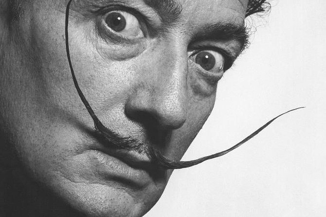Dalí 2 Museums, Figueres and House of Portlligat small group from Girona - Portlligat and Dalí’s more private world