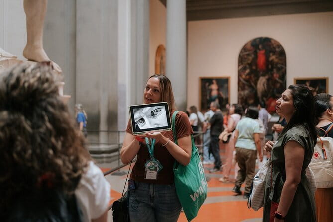David & Duomo: Accademia & Skip the Line Exclusive Dome Access - Entering Santa Maria del Fiore without the usual wait