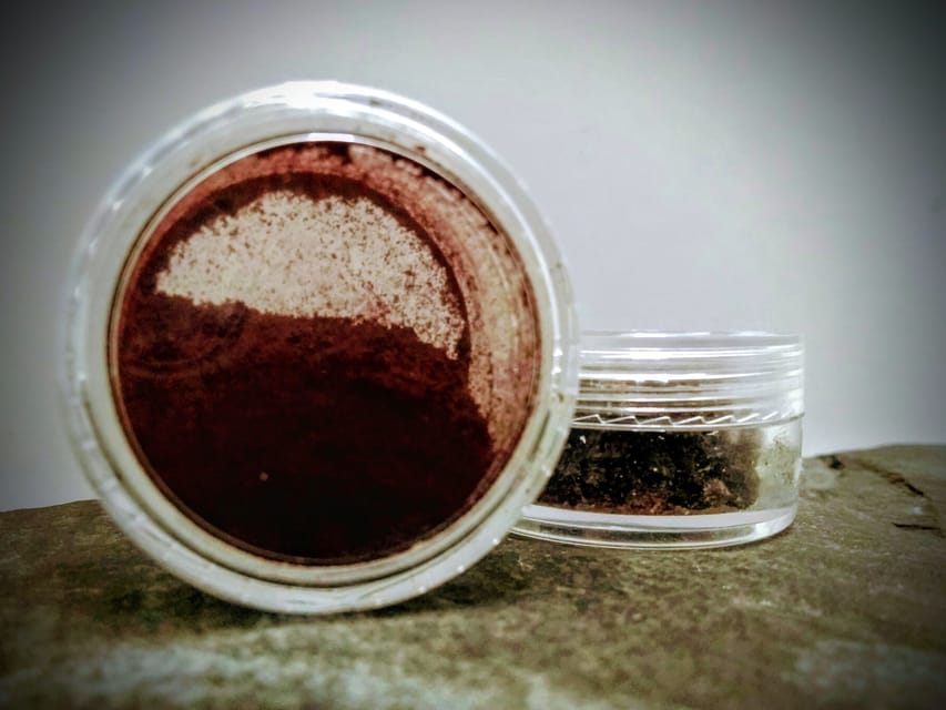 Dresden: Ticket + Tour Gallery Old Masters - Pigment samples and the science behind the beauty
