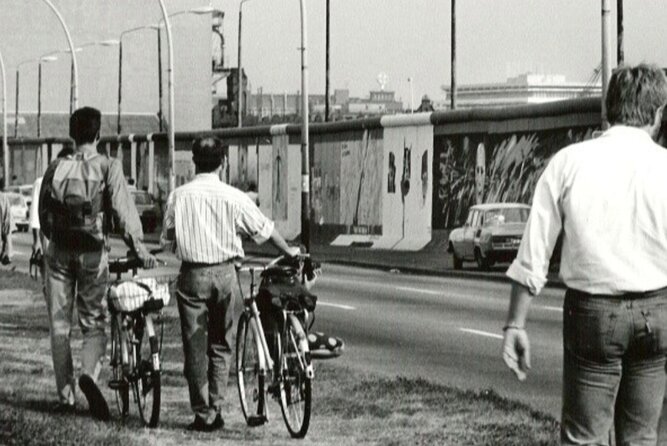 East side Gallery Tour - What you get for $31.31