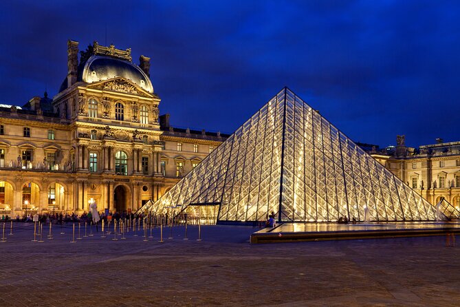 Entry ticket for the Louvre Museum in Paris - Entering through timed admission