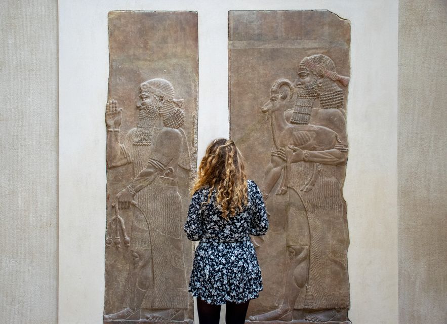 Exclusive Louvre Tour – Private Guide & Paris Hotel Pickup - Small details that make the day easier