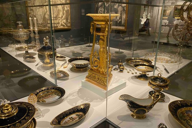 Exclusive Private Tour of the Royal Gallery with Hotel Pickup - Is $163.33 per person a fair price?