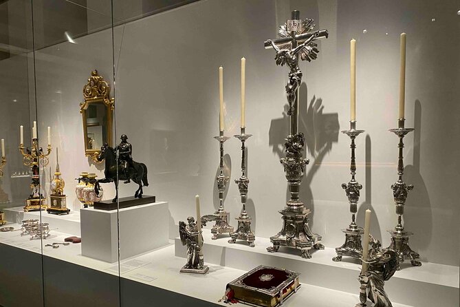 Exclusive Private Tour of the Royal Gallery with Hotel Pickup - Timing, confirmation, and cancellation