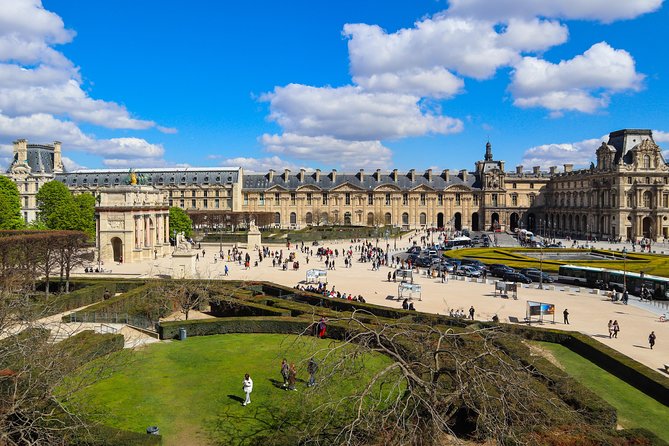 Exclusive Semi-Private Louvre Tour with Mona Lisa, Max 6 People - The Mona Lisa stop