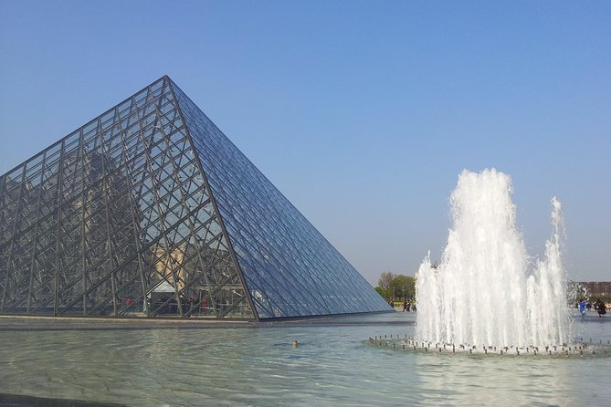 Exclusive Semi-Private Louvre Tour with Mona Lisa, Max 6 People - What the $204.38 price really buys