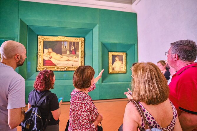Exclusive Uffizi Gallery and Vasari Corridor Small Group Tour - From Boboli Gardens back toward Piazza della Signoria