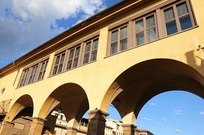 Exclusive Uffizi Gallery and Vasari Corridor Small Group Tour - Who will get the most from this visit