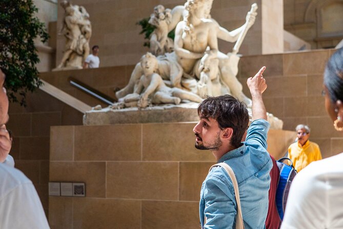 Fabuleux Guided Tour Through the Louvre Museum with Access - Why the guide matters inside such a large museum