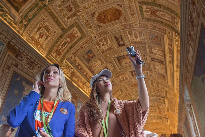 Fast track: Vatican Museums, Sistine Chapel Guided and St. Peter's Basilica Tour - St. Peter’s Basilica and its enormous interior