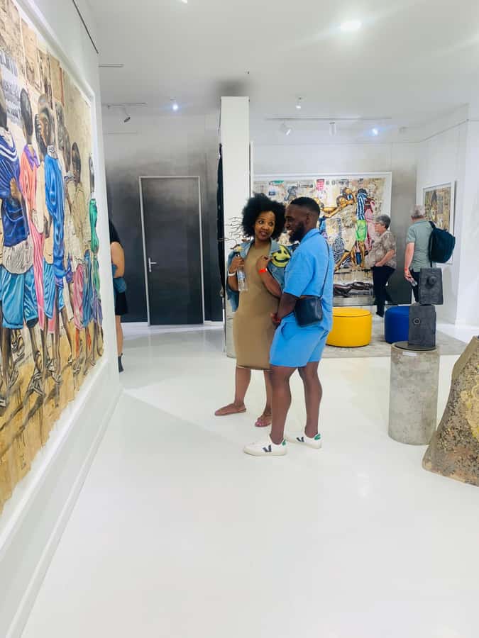 Festive Art Gallery Hop Special In Jozi - Key points about the Jozi gallery hop