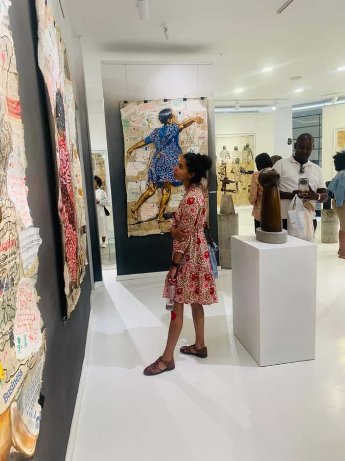 Festive Art Gallery Hop Special In Jozi - How the guide adds meaning to the art
