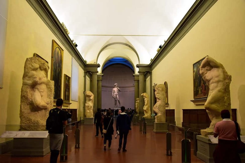 Florence: Accademia and Uffizi Gallery Guided Tour - What the guides add to the art