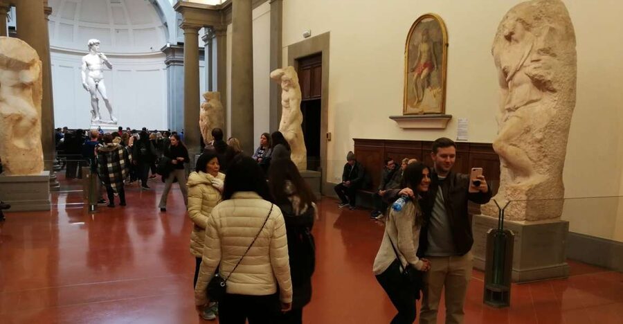Florence Accademia Gallery All Michelangelo's Masterpieces - Entering the Accademia through a separate entrance