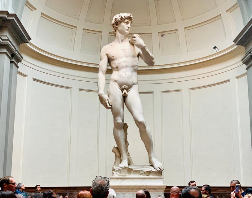 Florence: Accademia Gallery Guided Tour with Entry Ticket - Radios, group comfort, and crowded rooms