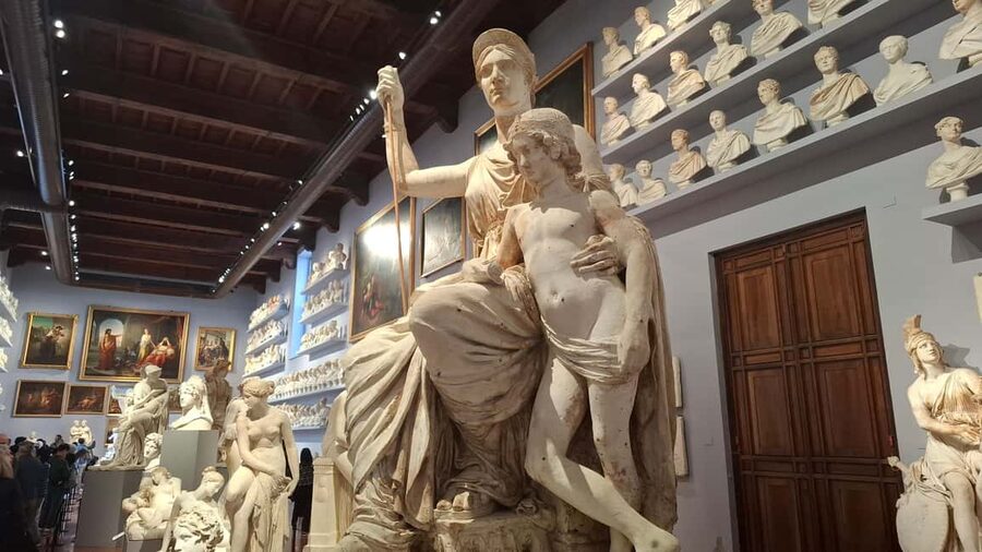 Florence: Accademia Gallery Reserved Entry & Audio Guide - What the reserved entry actually changes
