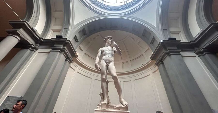 Florence: Accademia Reserved Entrance Ticket and Guided Tour - Why David deserves the real visit