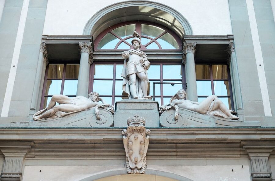 Florence: Accademia, Uffizi, and City Center Walking Tour - Why this Florence combination works