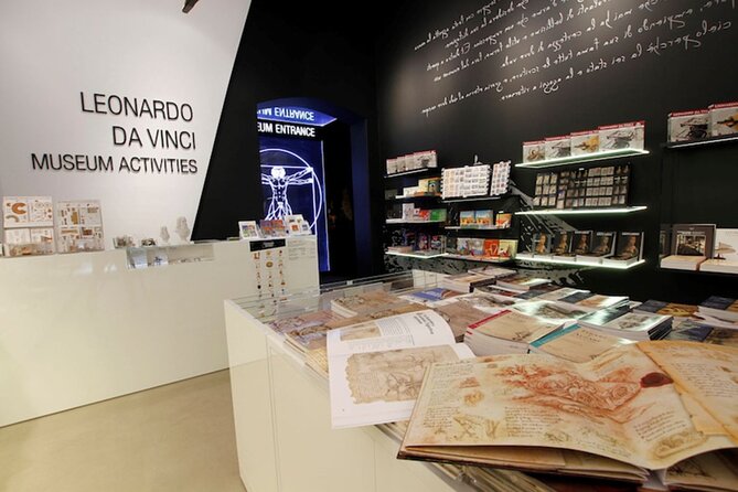 Florence All inclusive City Pass with Uffizi and Accademia entry - Use the smaller museums to shape your own Florence