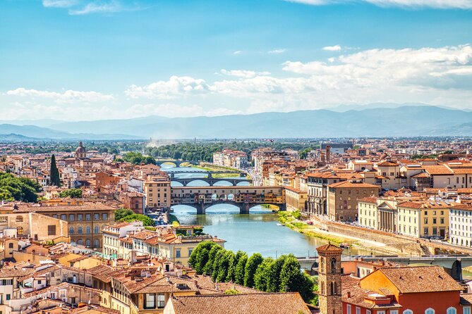Florence All inclusive City Pass with Uffizi and Accademia entry - A guided walk or bike tour gives you the city’s shape