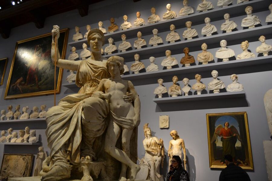 Florence: City Center, Accademia and Uffizi Gallery Tour - The Uffizi’s major paintings in 110 minutes