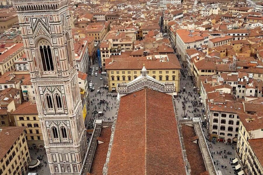 Florence: Guided Accademia with Art Expert & Combo Options - Why the small group helps