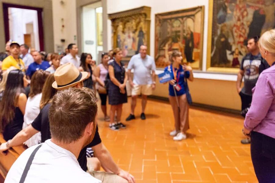 Florence:Michelangelo's David & Accademia Skip-the-Line tour - Meeting David in the main gallery