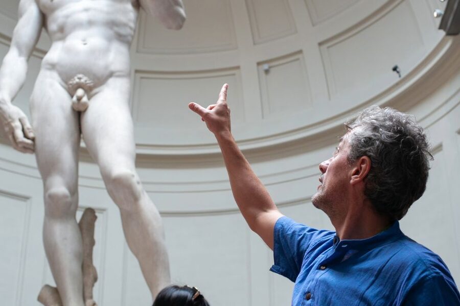 Florence: Michelangelo's David and Accademia Gallery Tour - Comparing David with the Prisoners