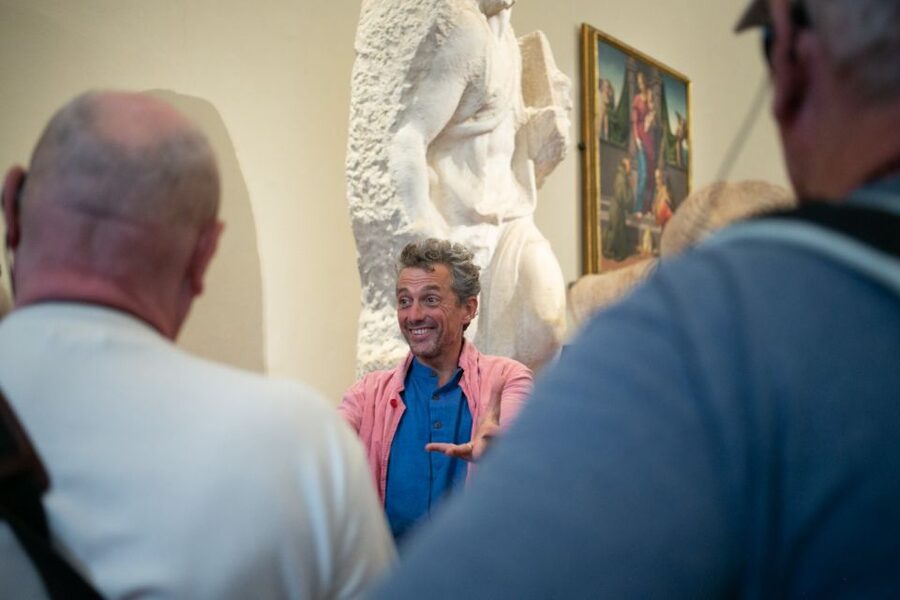 Florence: Michelangelo's David and Accademia Gallery Tour - Mario Gesu’s delivery and group style