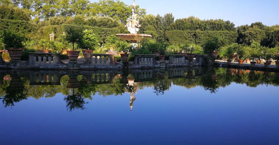 Florence: Pitti Palace, Boboli Garden, Palatine Gallery Tour - Why Pitti Palace feels different from Florence’s other major museums