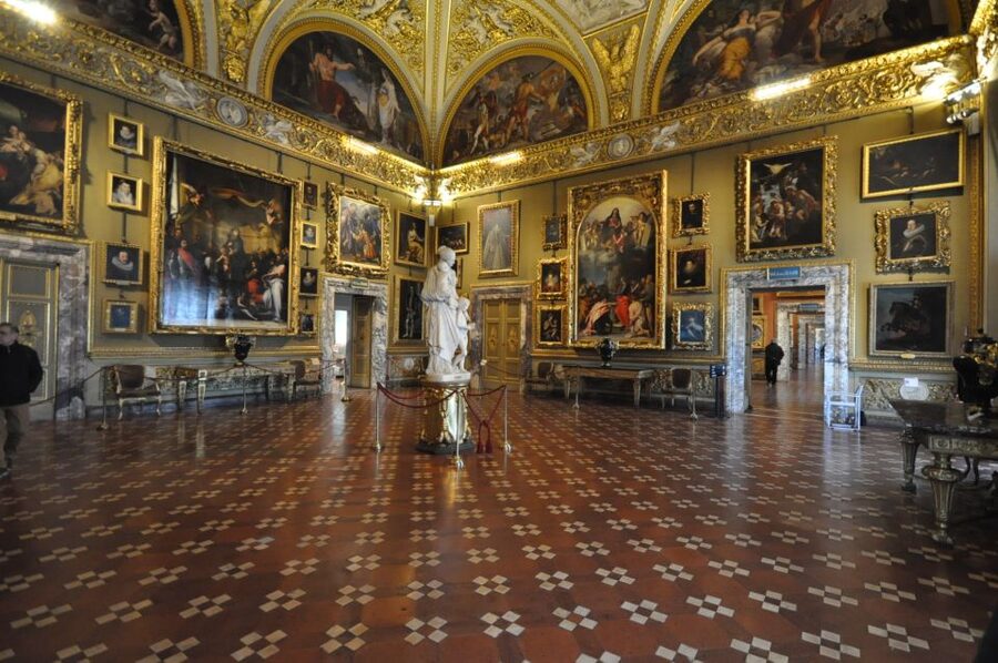 Florence: Pitti Palace, Boboli Garden, Palatine Gallery Tour - The guides make the difference