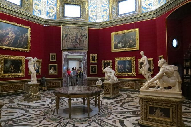 Florence Private Full-Day Tour with Uffizi and Accademia Gallery - The Duomo quarter, Dante, and the Baptistery