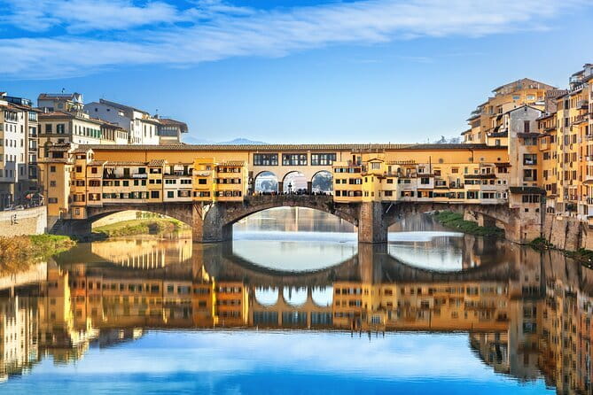 Florence Private Walking tour with Skip-the-line to Accademia - Ponte Vecchio and the Vasari Corridor