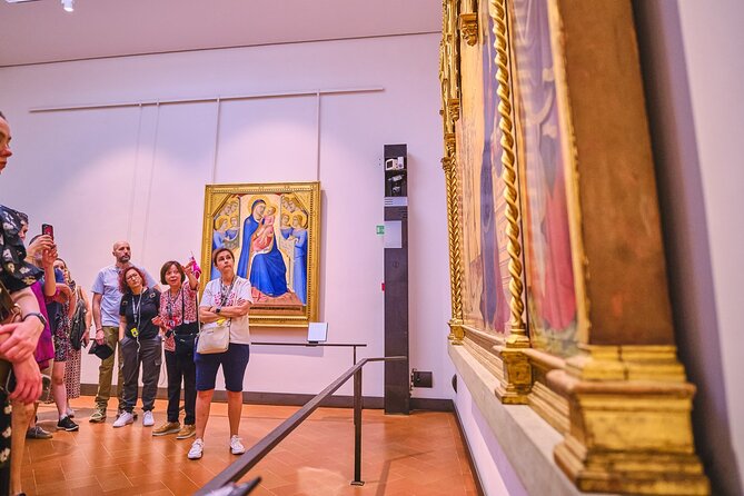 Florence's Uffizi Gallery Guided Tour with Reserved Entrance - The views and the freedom to stay
