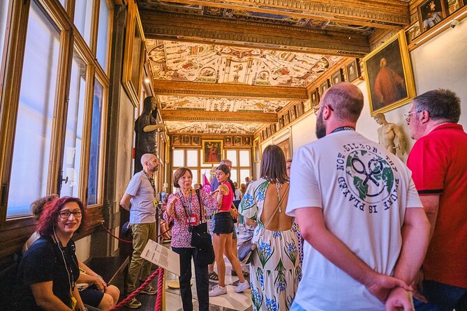 Florence's Uffizi Gallery Guided Tour with Reserved Entrance - Meeting at Via Cavour and walking to the museum