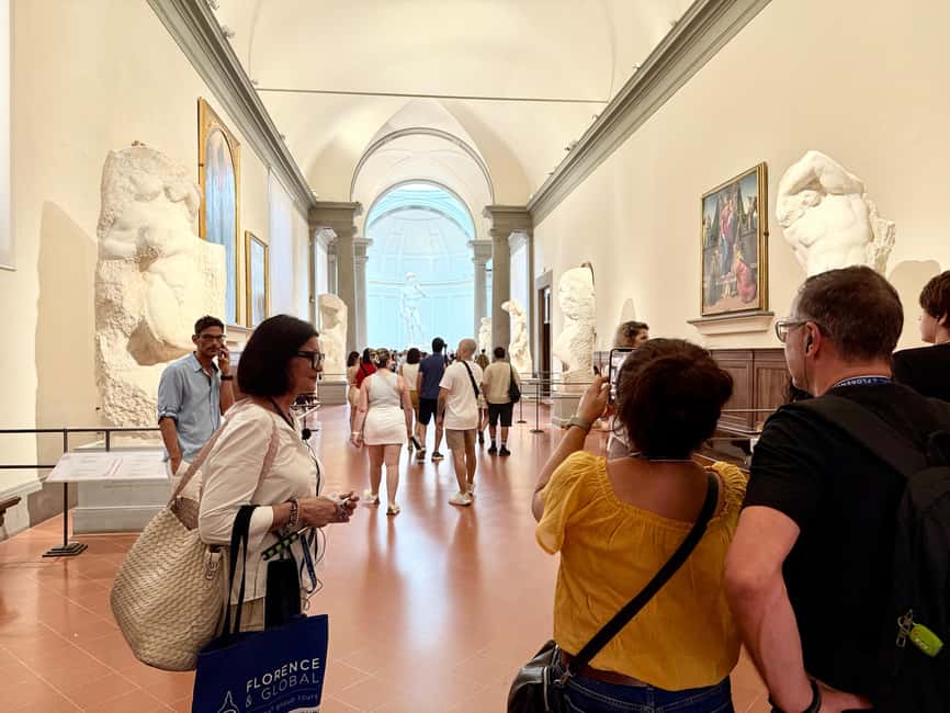 Florence: Uffizi & Accademia Small Group Walking Tour - Meeting Michelangelo’s David at the Accademia