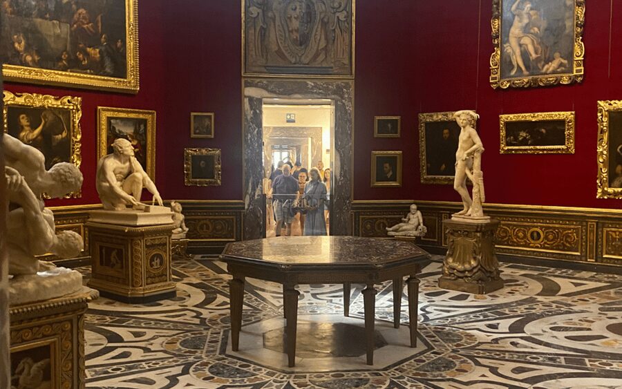 Florence: Uffizi Gallery and Vasari Corridor Private Tour - FAQ