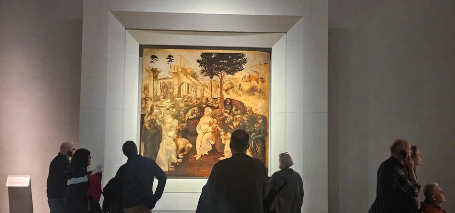 Florence: Uffizi Gallery, Free Museum Day With a Guide - Crowds, Access, and the Headset Problem