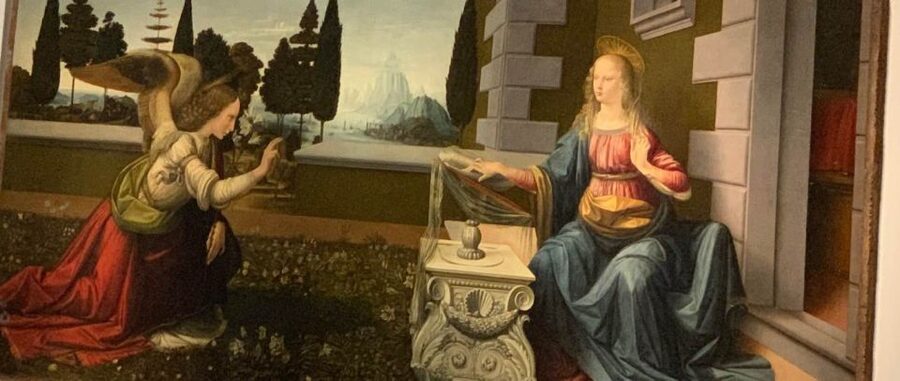 Florence: Uffizi Gallery Guided Art Tour - Entering the Uffizi through a separate entrance