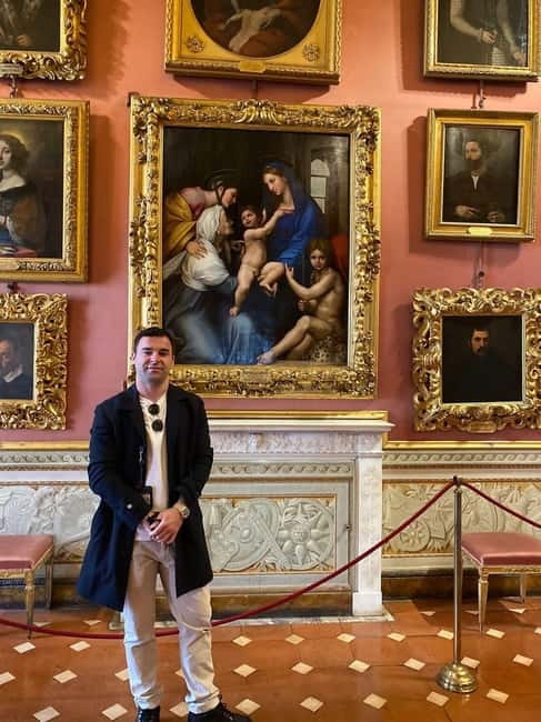 Florence: Uffizi Gallery Guided Tour, Skip-the-Line Tickets - Following the Medici and Strozzi power struggle