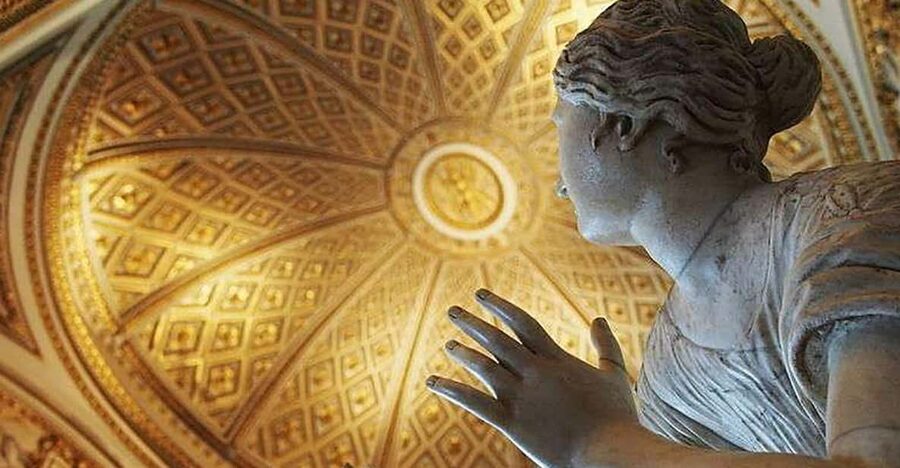 Florence: Uffizi Gallery Masterpieces Small Group Tour - Leonardo and Raphael, two different kinds of genius