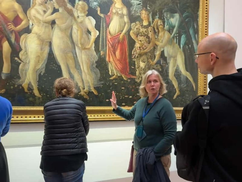 Florence: Uffizi Gallery Pre-Booked Entry & Agudio Guide APP - Finding the Host by Leonardo’s Statue