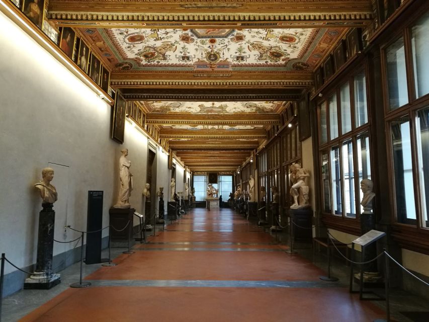 Florence: Uffizi Gallery Priority Entrance and Tour - Staying inside after the guide finishes
