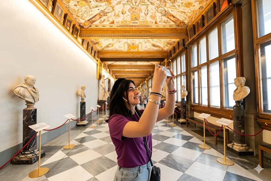 Florence: Uffizi Gallery Reserved Entry Ticket & Audioguide - What the $33 price really buys you