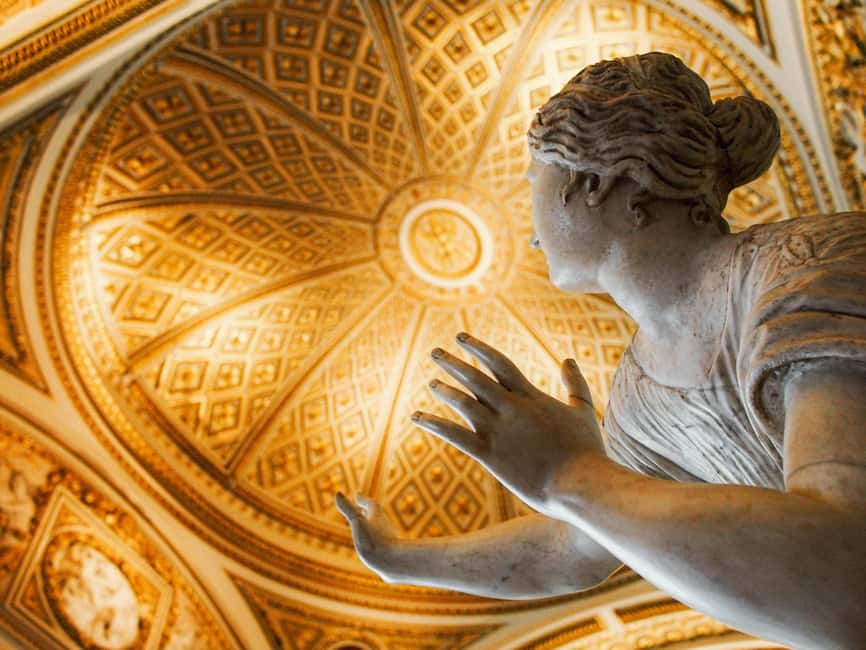 Florence: Uffizi Gallery Reserved Entry Ticket & Audioguide - Taking a break at the rooftop café