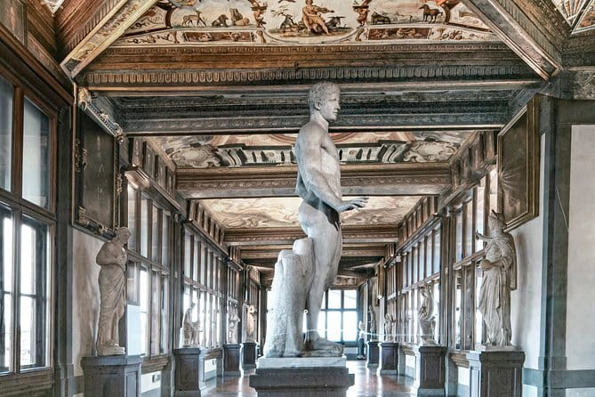 Florence Uffizi Gallery Skip-the-line Tour w Art Historian Guide - Meeting in Piazza della Signoria