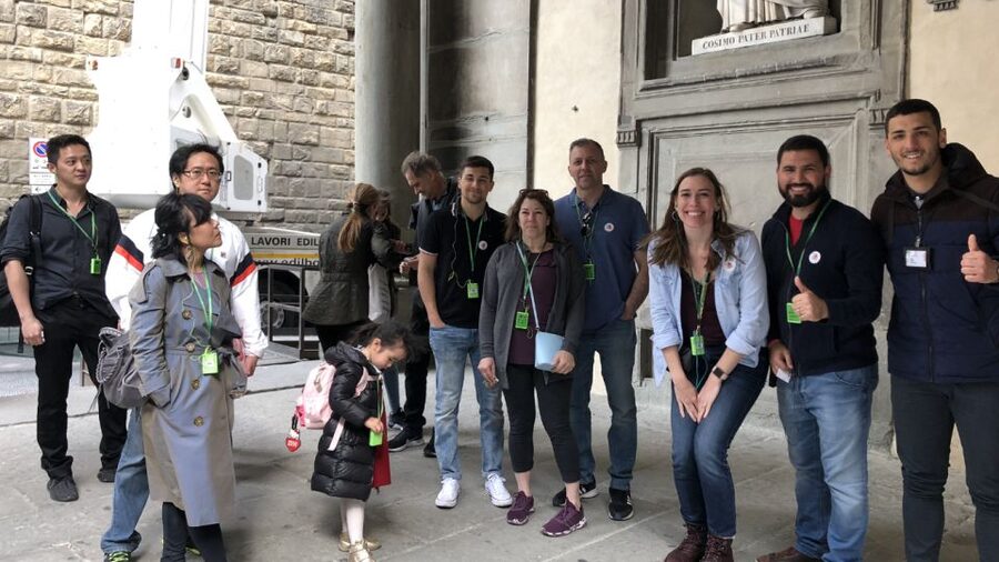 Florence: Uffizi Gallery Small Group Guided Tour - Leonardo’s unfinished Adoration of the Magi