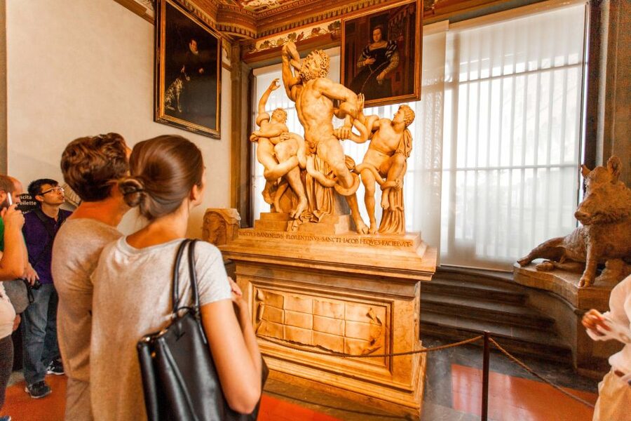 Florence: Uffizi Gallery Small Group Tour - Why a guide helps inside the Uffizi