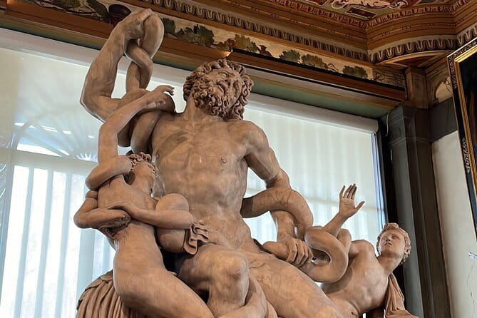 Florence Uffizi Gallery Smart, Easy Entry, Pay Ticket at Arrival - Guides Rafa, Fael, Rafael, and Francesco
