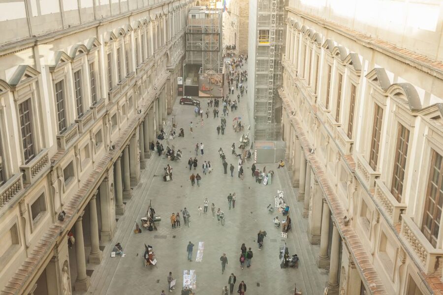 Florence: Uffizi Gallery Tickets with Optional Audio Guide - How the audio guide changes the visit